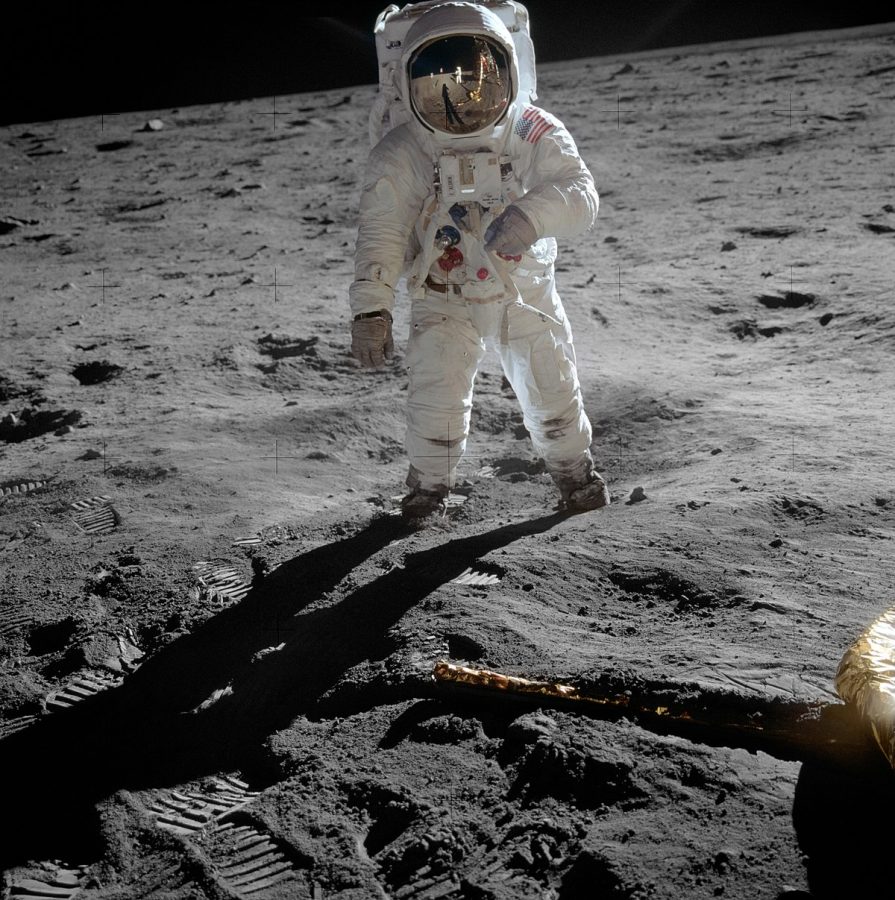 Apollo 11; Man on The Moon